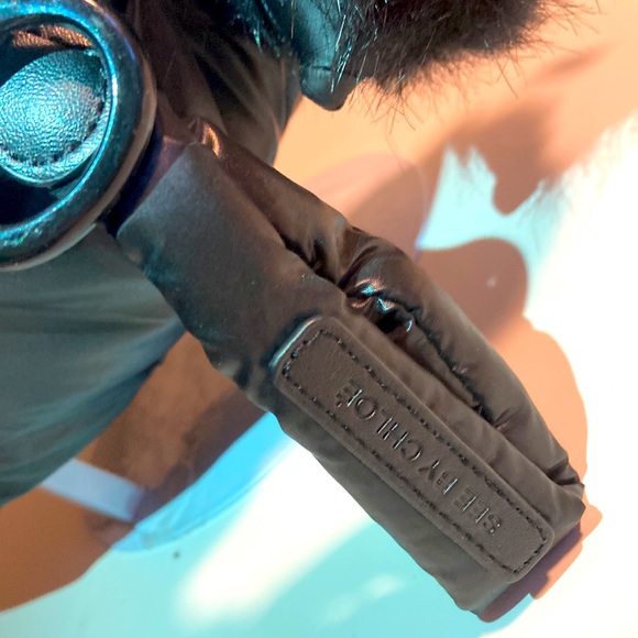 CHLOE Black puffy shoulder bag /brand new! - Picture 8 of 15